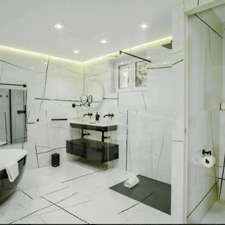 Jaliel 250 M2 - 12 Pers. Plein Coeur De Villa *