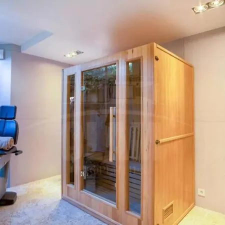 Jaliel 250 M2 - 12 Pers. Plein Coeur De * Cannes